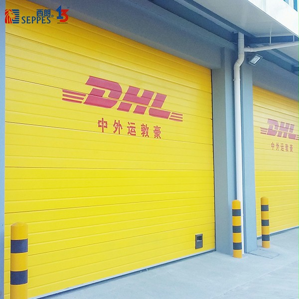 订制黄色门板密闭型无采光窗 订制黄色门板密闭型无采光窗