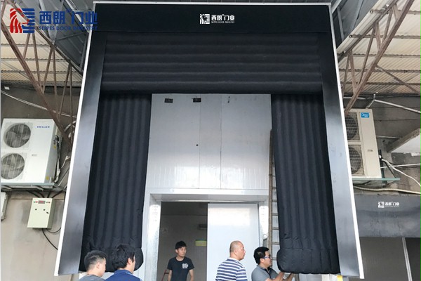 充气式门封 充气式门封